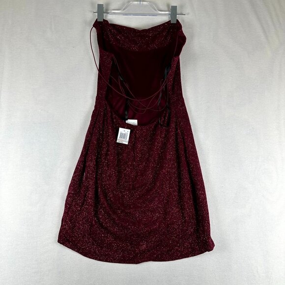 B Darlin Women's Sheath Mini Dress Strappy Open Back 5DHY254 Slim Red Size 15/16 - Picture 5 of 8